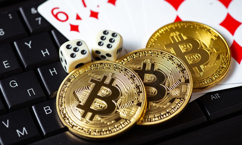 Making money from online blackjack